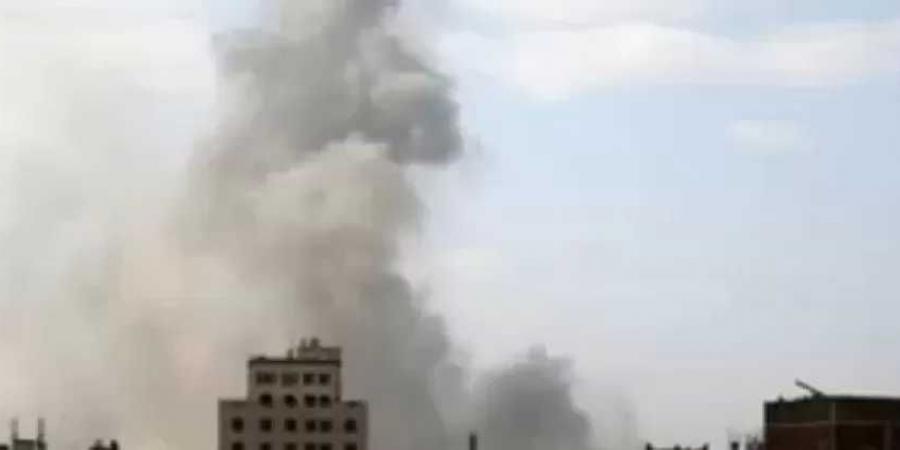 الاحتلال يصدر أوامر بإخلاء مواني رأس عيسى والحديدة والصليف باليمن تمهيدا لقصفها