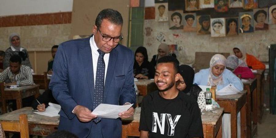 جامعة جنوب الوادي تتابع سير امتحانات 2024/2025 لضمان الجودة والانتظام