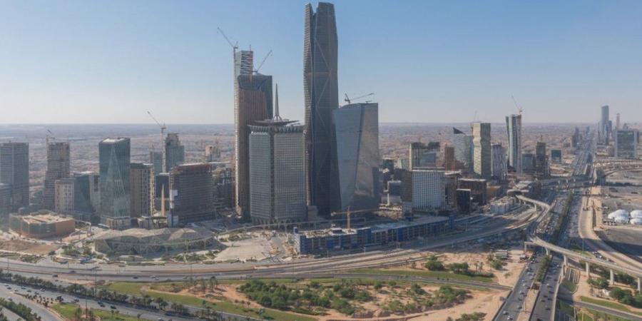 رياح مثيرة للأتربة في العديد من المواقع بمناطق المملكة