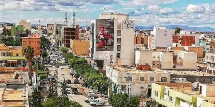 سيدي بوزيد: الجمعية التونسية للحراك الثقافي تهيئ فضاء أخضر ومدرج هواء طلق في أحد الأحياء الشعبية بمعتمدية الرقاب