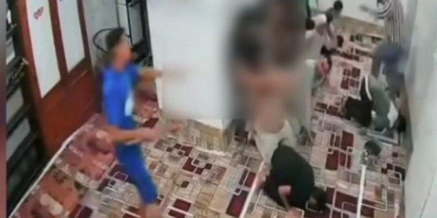 حبس 3 عاطلين أقتحموا مسجد لضرب شاب فى السلام