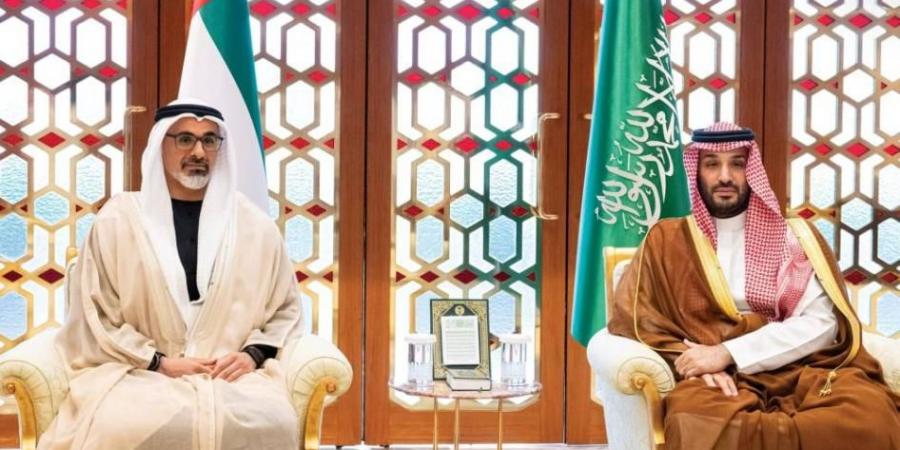 خالد بن محمد بن زايد يبحث العلاقات مع ولي العهد السعودي