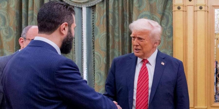 إعلان ترامب رفع العقوبات عن سوريا يُفاجئ مسؤولي إدارته
