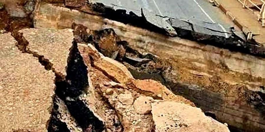 فيضانات جارفة بالجزائر تودي بحياة خمسة أشخاص وتخلف عشرات الجرحى