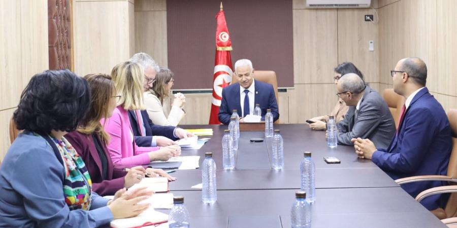 تعزيز التعاون المشترك في مجال تطوير رقمنة التجارة محور لقاء بين وزير التجارة ووفد عن مركز التجارة الدولية ووكالة التعاون الالماني