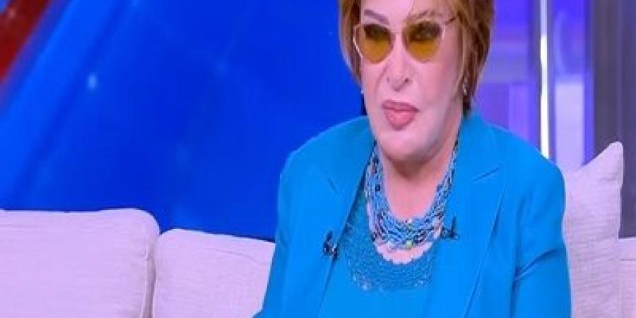 صفية العمري ترد على شائعات دخولها فى حب جديد: ابنى فى البرتغال