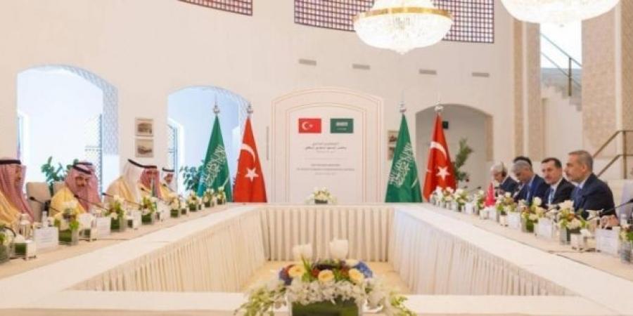 بن فرحان وفيدان يبحثان التعاون والأوضاع في المنطقة