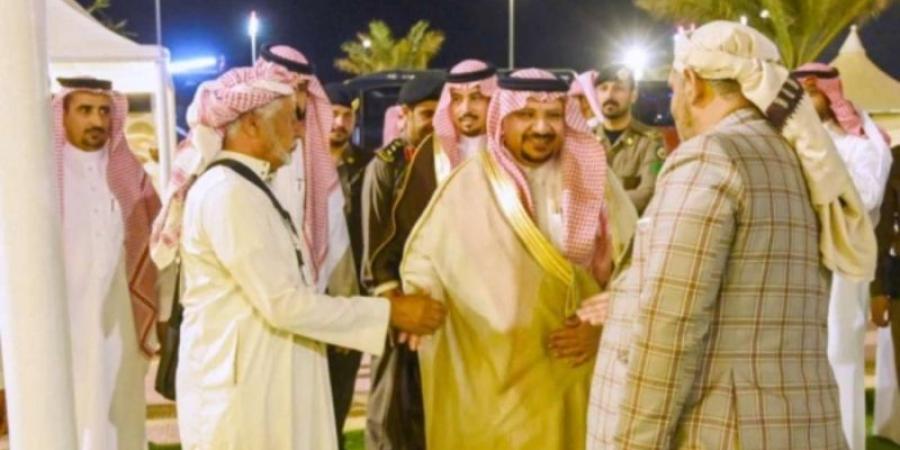 محافظ رنية يتفقد استراحة الحجاج ويلتقي بضيوف الرحمن