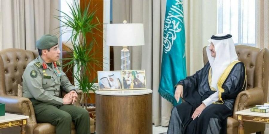 أمير الشرقية يستقبل مدير عام الجوازات