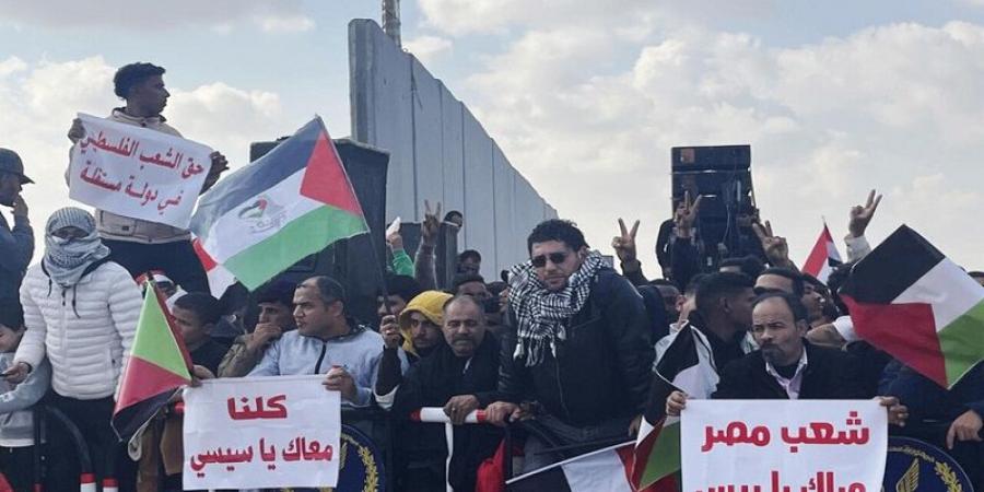 زعيم المعارضة الإسرائيلية يطالب بإدارة مصرية لقطاع غزة