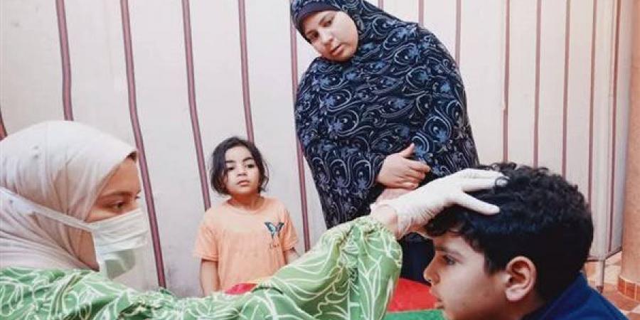 الكشف الطبي علي" ٤٣٢️" من أهالي قرية العامرة في قافلة طبية لجامعة المنوفية