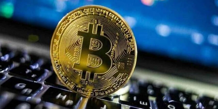 وسط موجة تقلبات عنيفة .. "بيتكوين" تحقق ارتفاعًا أسبوعيًا بنسبة 5.3%