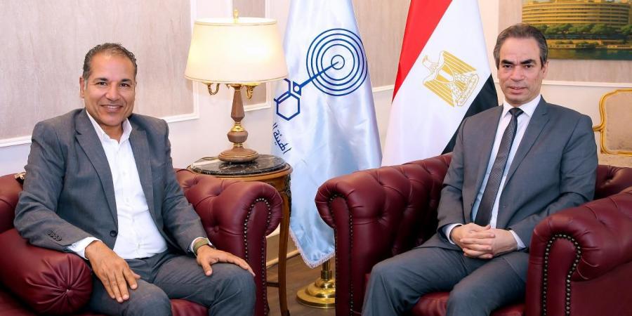 انطلاق برنامج (كلام في العلم) مع دكتور سامح سعد علي شاشة القناة الأولي قريباً 