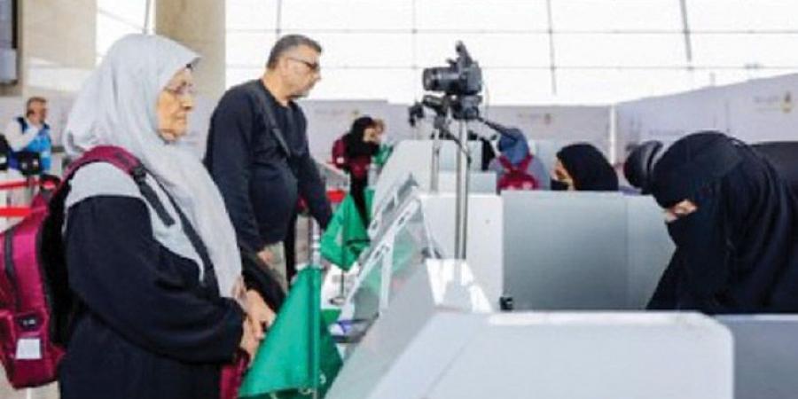 "الجوازات": قدوم 890,883 حاجّاً من خارج المملكة
