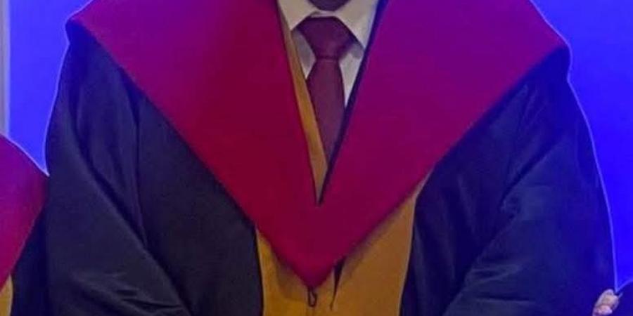 برهم العبادي ..  موظف أمن جامعي يُتوّج مسيرته العلمية بدكتوراه من "الأردنية"