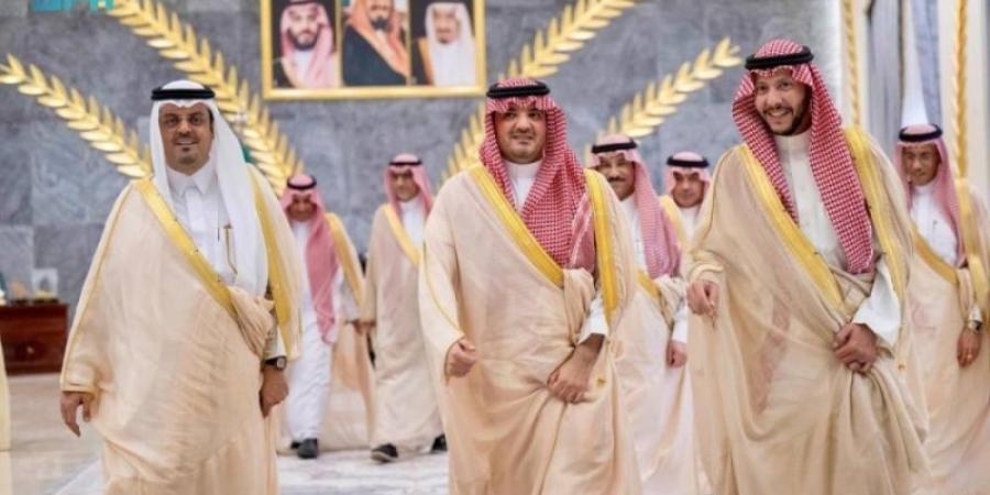 وزير الداخلية يلتقي محافظ الطائف ويطّلع على أبرز المبادرات التنموية التي يتم تنفيذها