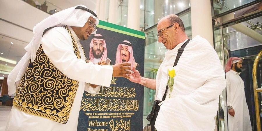 «الشؤون الإسلامية» تستقبل طلائع ضيوف خادم الحرمين للحج