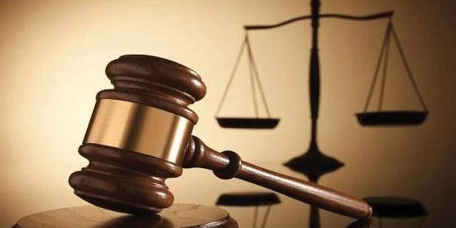 تسلّمت ثمن سيارة وعرضتها للبيع.. وامتنعت عن تسليمها