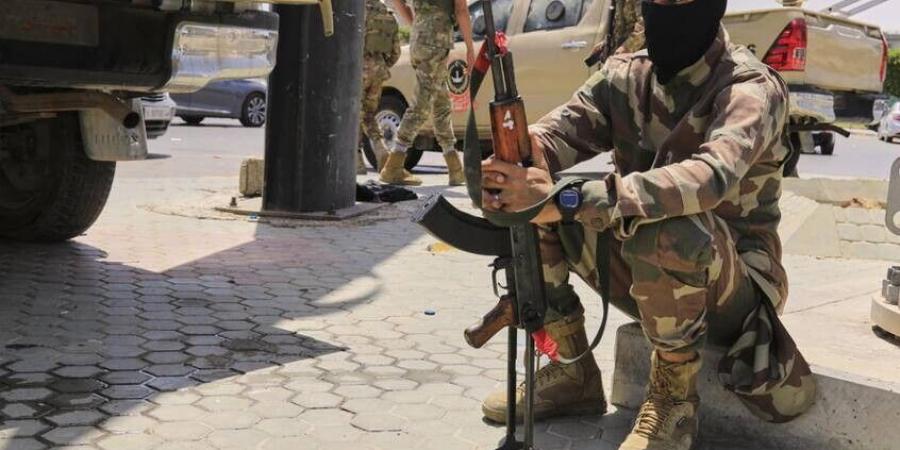 بعد ليلة عاصفة.. طرابلس تستعيد هدوءها وسط تمركز أمني وانتظام حركة الطيران