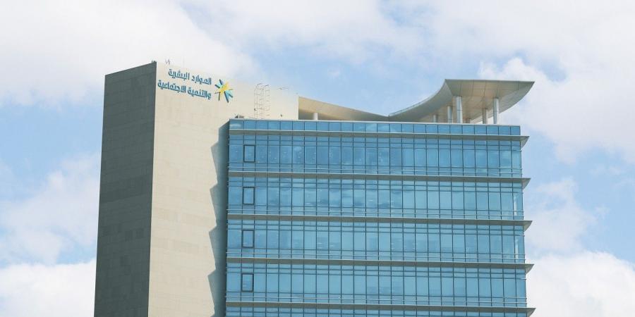 بدء تطبيق قرار حظر العمل تحت أشعة الشمس اعتبارًا من 15 يونيو الجاري