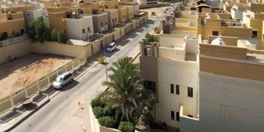 15 % ارتفاع العقارية.. 922 مليار ريال قروضاً مصرفية للأفراد والشركات