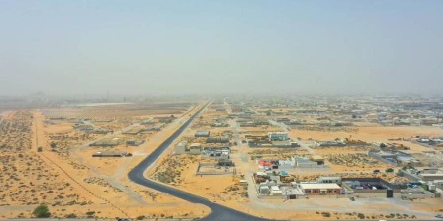 «طرق الشارقة» تربط الصجعة بتنفيذ طرق مفردة بطول 4.6 كيلومتر