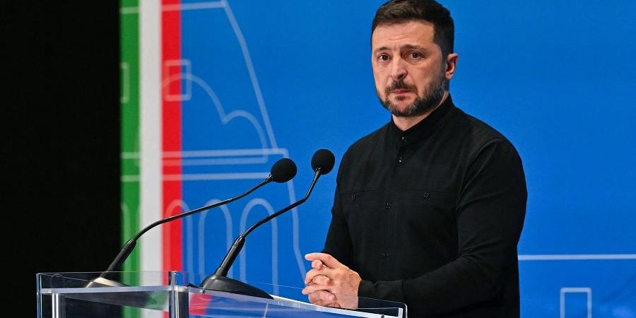 زيلينسكي يصل برلين للقاء قادة أوروبا وبحث الأزمة الأوكرانية