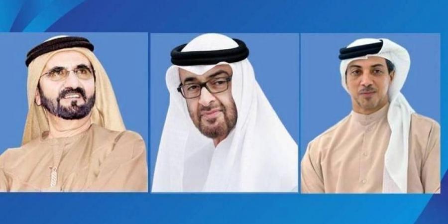 رئيس الدولة ونائباه يهنئون رئيس باكستان بذكرى الاستقلال