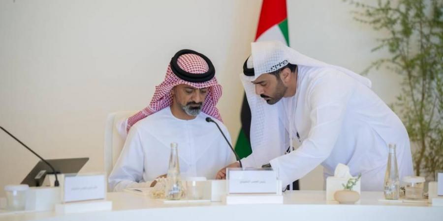 عمار بن حميد يعتمد الأطر الاستراتيجية للجهات الحكومية في عجمان
