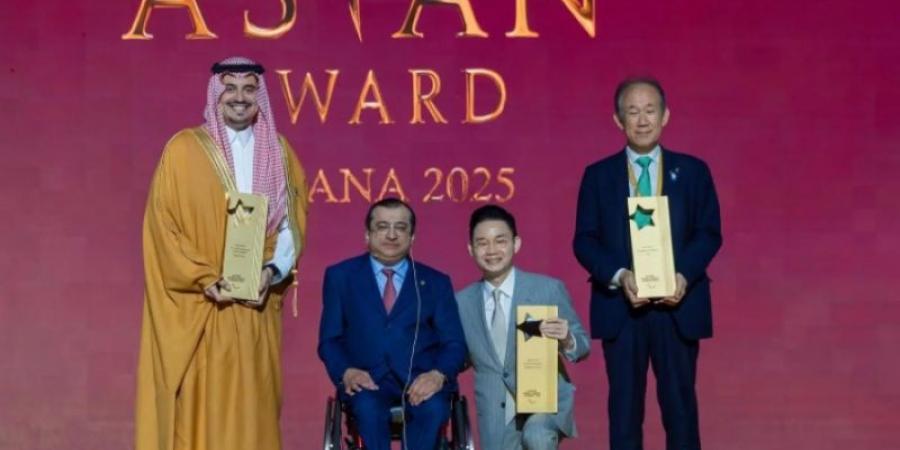 البارالمبية الآسيوية تكرّم الأمير فهد بن جلوي بوسام آسيا