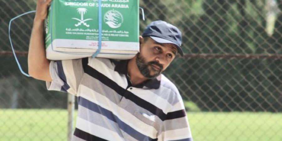 سلمان للإغاثة يوزّع 600 سلة غذائية في منطقة البقاع الغربي بلبنان