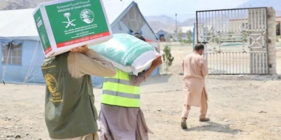 مركز الملك سلمان يوزّع سلالًا غذائية في ولاية ننجرهار بأفغانستان