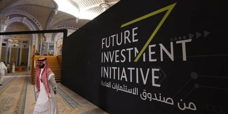 الصندوق السيادي السعودي يخفض محفظته الأمريكية 7% ويتخارج من "ميتا" و"فيديكس"