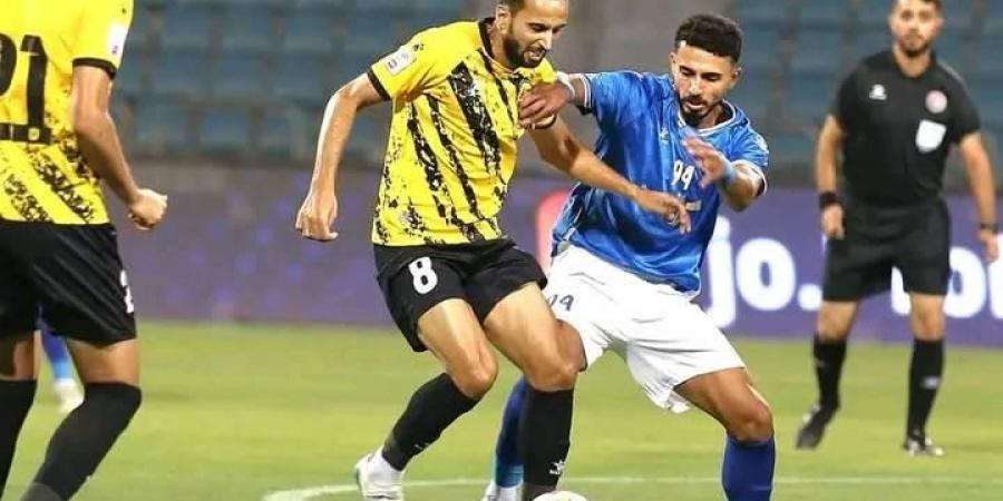 تعادل مثير للجدل يعرقل الحسين إربد في الدوري الأردني