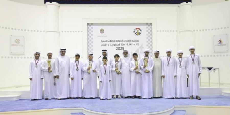 الشارقة يتصدر بطولة الإمارات للشطرنج للفئات العمرية