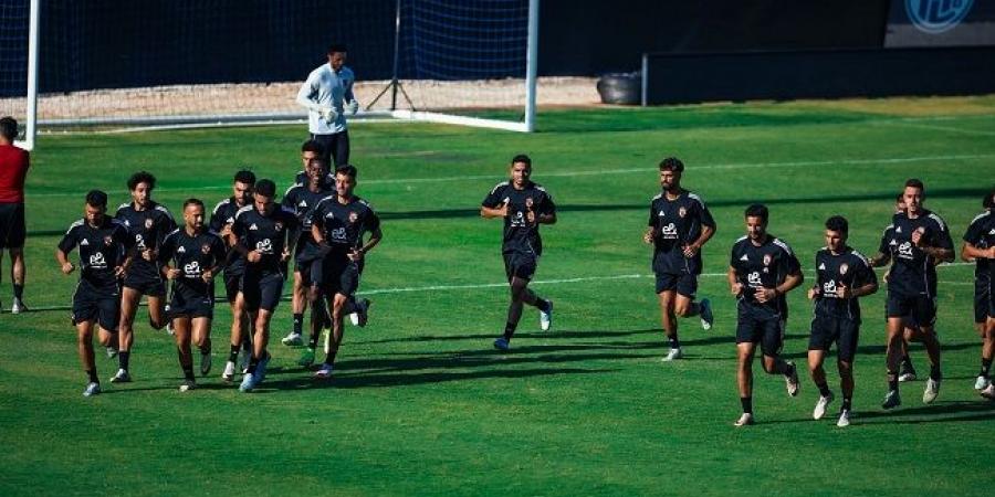 شريف وتريزيجيه وزيزو في الهجوم.. تشكيل الأهلي ضد فاركو