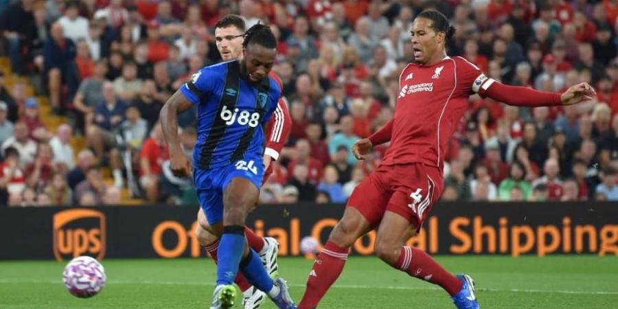 عنصرية مشجع ليفربول تشعل انطلاق الدوري الإنجليزي