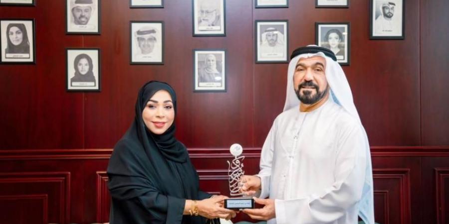 «الصحفيين الإماراتية» تكرم عبد القدوس العبيدلي