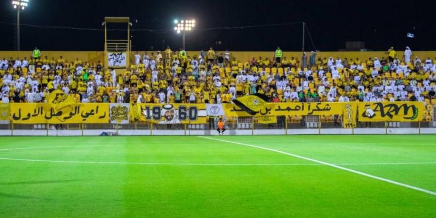 «إمبراطور الميركاتو» يختبر صفقاته في الملعب