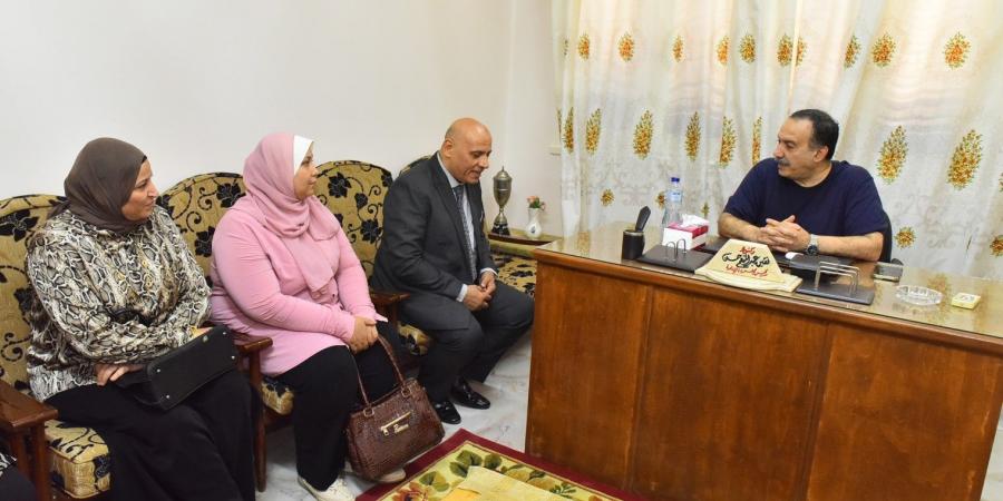 محافظ أسيوط يلتقي وكيل "التضامن"الجديد لمناقشة خطط العمل والتنمية