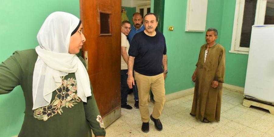 محافظ أسيوط يوجه بإعادة تأهيل سكن الطالبات بجمعية الشابات