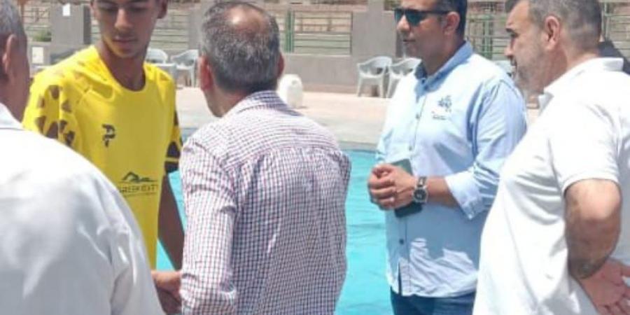 مدير الرياضة بالقليوبية يتفقد المشروعات الاستثمارية بالخانكة