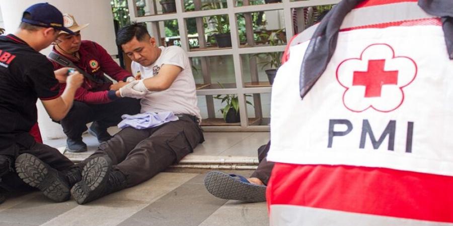 إندونيسيا: إصابة العشرات بعد زلزال بقوة 6 درجات