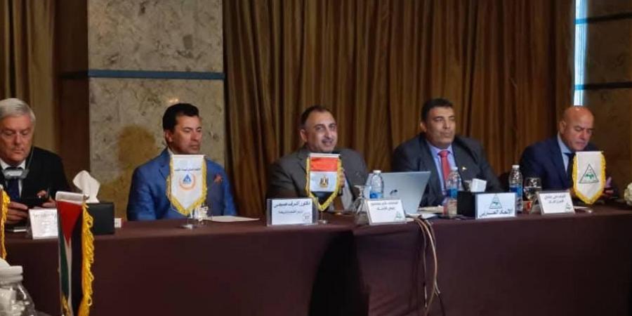 رؤساء بيوت شباب مصر وألمانيا وأمريكا يشهدون ختام"أكن لك الاحترام"