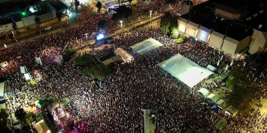 احتجاجات واسعة في إسرائيل تطالب بإطلاق المحتجزين ووقف حرب غزة