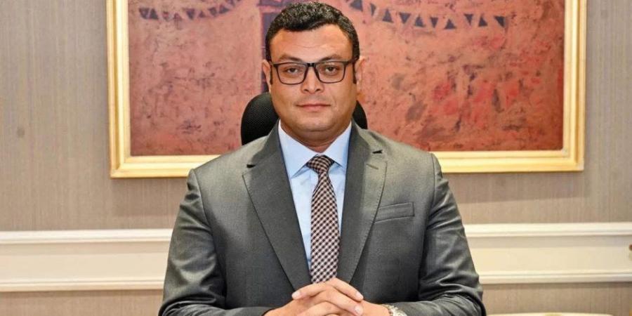 وزير الإسكان يعلن جاهزية 138 قطعة أرض"بيت وطن" لتوصيل الكهرباء بامتداد النرجس بالقاهرة الجديدة