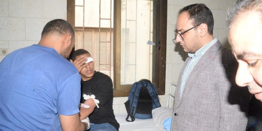 محافظ أسيوط يؤكد متابعة فورية لحالة مصابي حادث انقلاب الأتوبيس