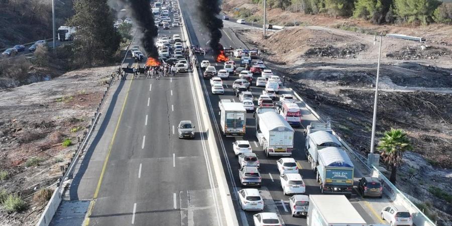 إضراب شامل في كيان العدو للمطالبة بوقف الحرب في غزة وإبرام صفقة تبادل للأسرى