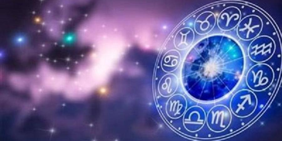 توقعات الأبراج وحظك اليوم الأحد 17-8-2025
