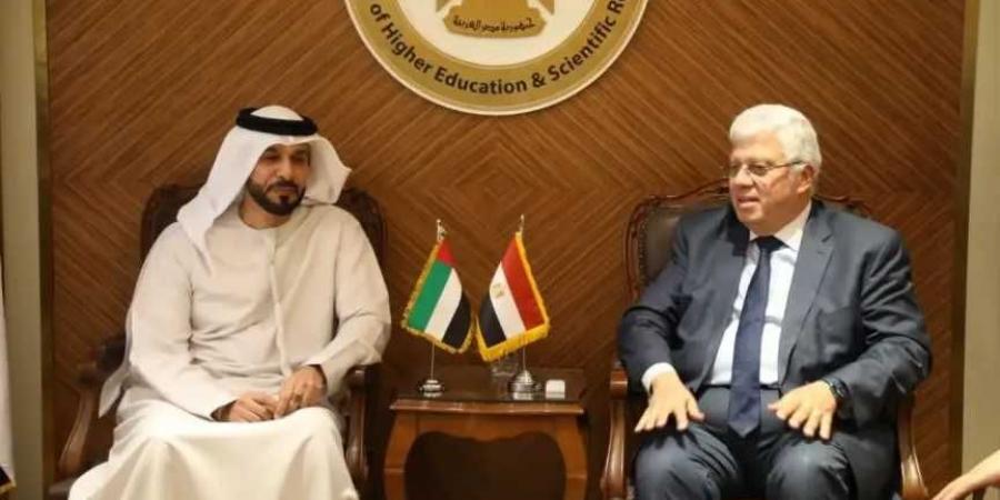 وزير التعليم العالي يبحث سبل تعزيز التعاون مع دولة الإمارات